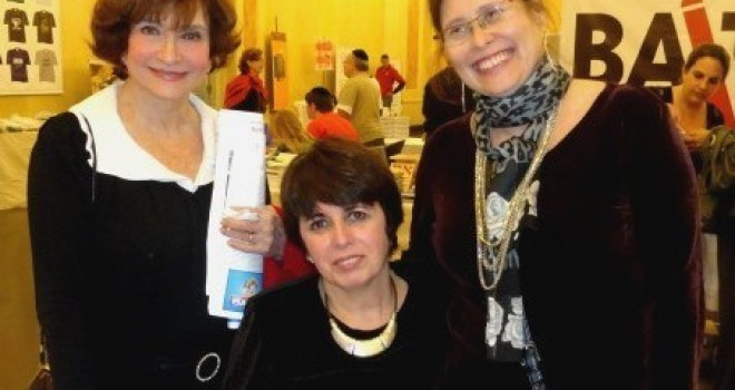 MARIA LUIZA TUCCI CARNEIRO EM NOITE DE AUTÓGRAFOS MARIA LUIZA TUCCI CARNEIRO EM NOITE DE AUTÓGRAFOS