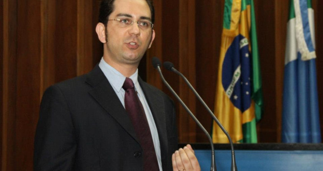 COMPRAS COMPULSIVAS: DOENÇA OU HÁBITO? – DR. HEWDY LOBO RIBEIRO COMPRAS COMPULSIVAS: DOENÇA OU HÁBITO? – DR. HEWDY LOBO RIBEIRO