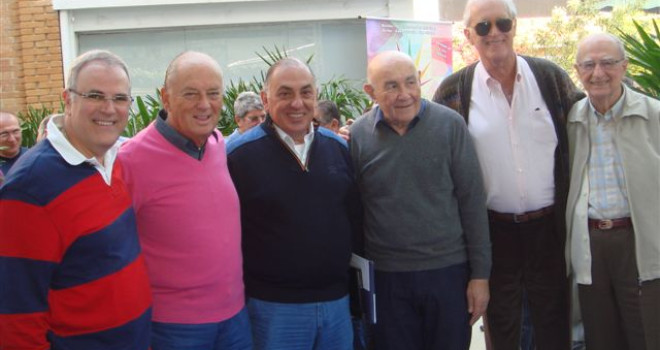 INAUGURAÇÃO DAS NOVAS QUADRAS COBERTAS INAUGURAÇÃO DAS NOVAS QUADRAS COBERTAS