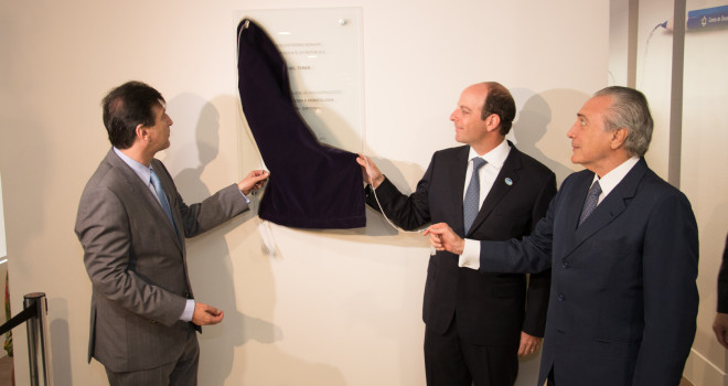 EINSTEIN INAUGURA NOVO CENTRO DE ONCOLOGIA E HEMATOLOGIA EINSTEIN INAUGURA NOVO CENTRO DE ONCOLOGIA E HEMATOLOGIA