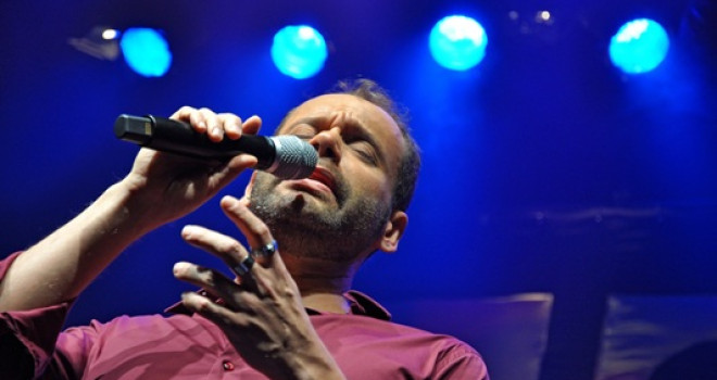 NO DIA DAS MÃES, CARLOS NAVAS FAZ SHOW NO HEBRAICA MEIO-DIA NO DIA DAS MÃES, CARLOS NAVAS FAZ SHOW NO HEBRAICA MEIO-DIA