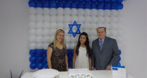 O BAT-MITZVÁ DE TAYRA PECHER O BAT-MITZVÁ DE TAYRA PECHER