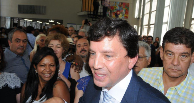 FLORIANO PESARO ASSUME A SECRETARIA DE DESENVOLVIMENTO SOCIAL FLORIANO PESARO ASSUME A SECRETARIA DE DESENVOLVIMENTO SOCIAL