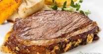 PICANHA ASSADA COM FRUTAS GRELHADAS PICANHA ASSADA COM FRUTAS GRELHADAS