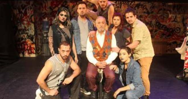 MUSICAL AVESSO ENCERRA TEMPORADA DIA 24 DE FEVEREIRO NO TEATRO NAIR BELLO MUSICAL AVESSO ENCERRA TEMPORADA DIA 24 DE FEVEREIRO NO TEATRO NAIR BELLO