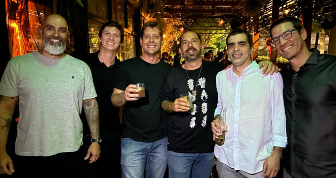 RONY GRABARZ COMEMORA IDADE NOVA – Por Glorinha Cohen RONY GRABARZ COMEMORA IDADE NOVA – Por Glorinha Cohen