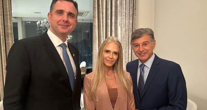 Presidente da CONIB reúne Rodrigo Pacheco e líderes da comunidade para discutir antissemitismo Presidente da CONIB reúne Rodrigo Pacheco e líderes da comunidade para discutir antissemitismo