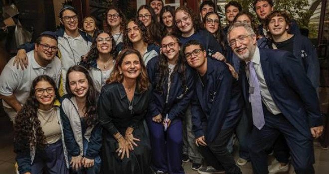 A sinagoga da CIP fica lotada para homenagear as vítimas do Holocausto A sinagoga da CIP fica lotada para homenagear as vítimas do Holocausto