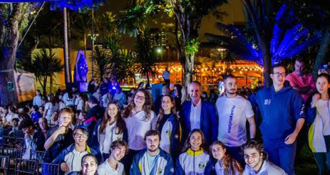 ATO DE IOM HAZICARON É CELEBRADO NA PRAÇA JERUSALÉM ATO DE IOM HAZICARON É CELEBRADO NA PRAÇA JERUSALÉM