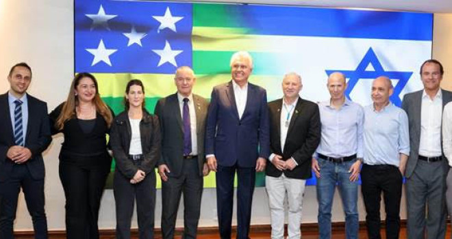 EM EVIDÊNCIA – GENTE QUE ACONTECE E FAZ ACONTECER EM EVIDÊNCIA – GENTE QUE ACONTECE E FAZ ACONTECER