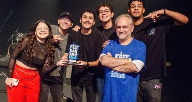 FESTBANDAS 2025 AGITA O TEATRO ARTHUR RUBINSTEIN E APRESENTA AS 13 BANDAS SELECIONADAS FESTBANDAS 2025 AGITA O TEATRO ARTHUR RUBINSTEIN E APRESENTA AS 13 BANDAS SELECIONADAS
