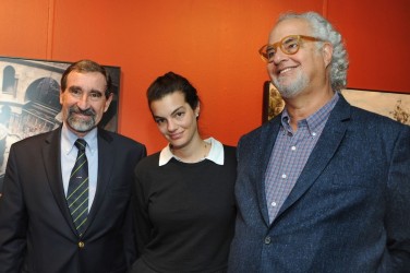 O diretor do MuBE, Jorge Landsmann recebe Paulo e Paula Prouschan